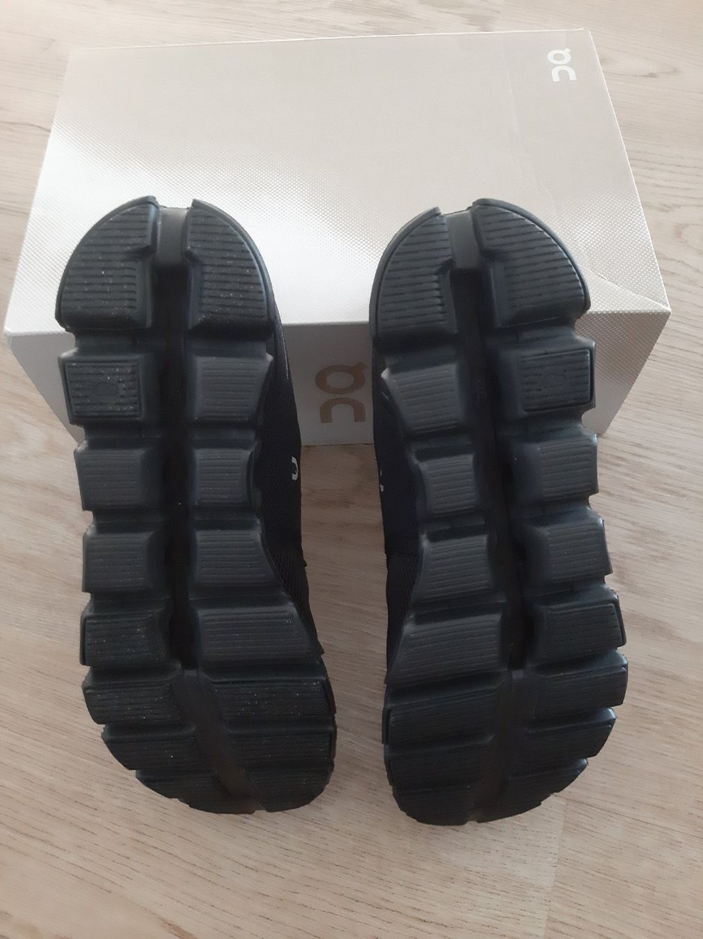 On Scarpe da uomo: On Turnschuh Gr.41 – Nuovo e nell'imballaggio originale da Ostermundigen venduto da prr848 1