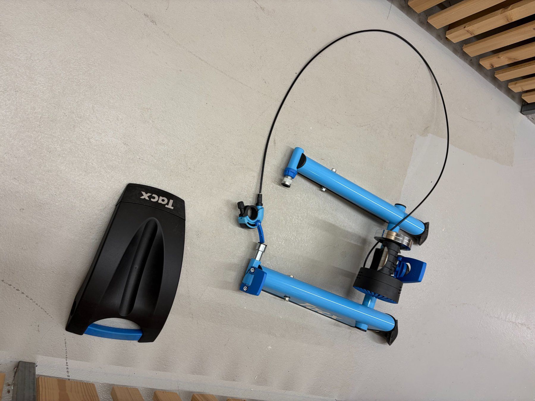 Tacx Vélos d'appartement: Tacx bike trainer – D'occasion à Zürich par gijsch_ 1