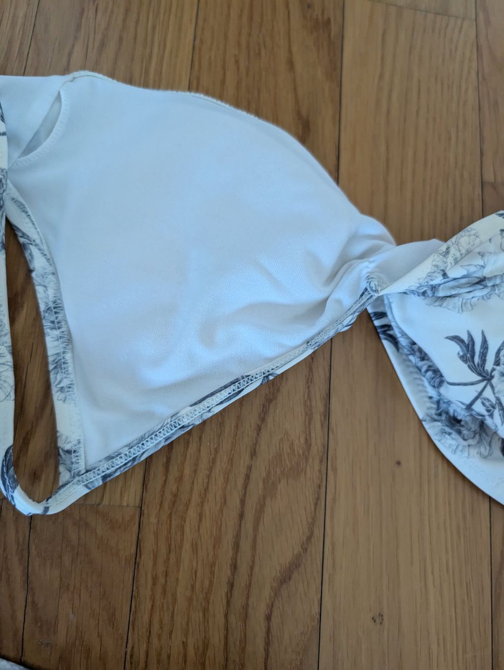 Costumi da bagno & Bikini: Bikini Set, Blumenmuster, Oberteil 36,/Unterteil 34 – Usato da Zug venduto da vik_8fdf 3