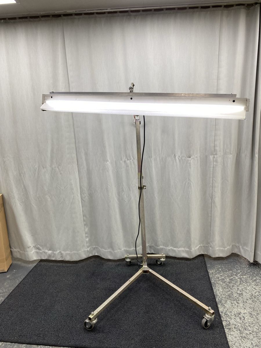 Lampen: Mobile höhenverstellbare Werkstattlampe – Gebraucht aus Hägglingen von Karin0802 3