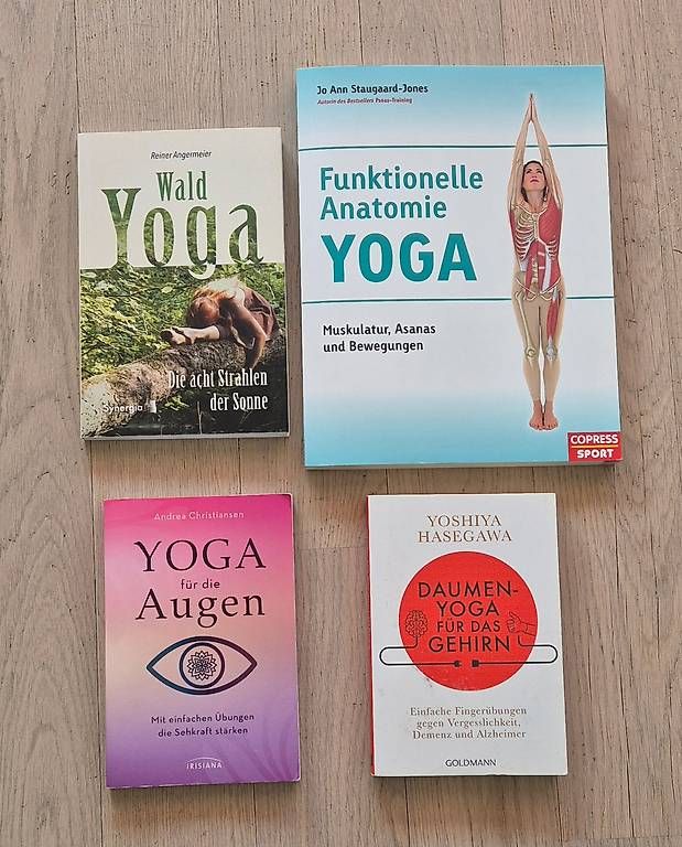 Libri: Yoga- & Gesundheitsbücher  4 Bücher im Set oder einzeln – Usato da Volketswil venduto da Gosia02