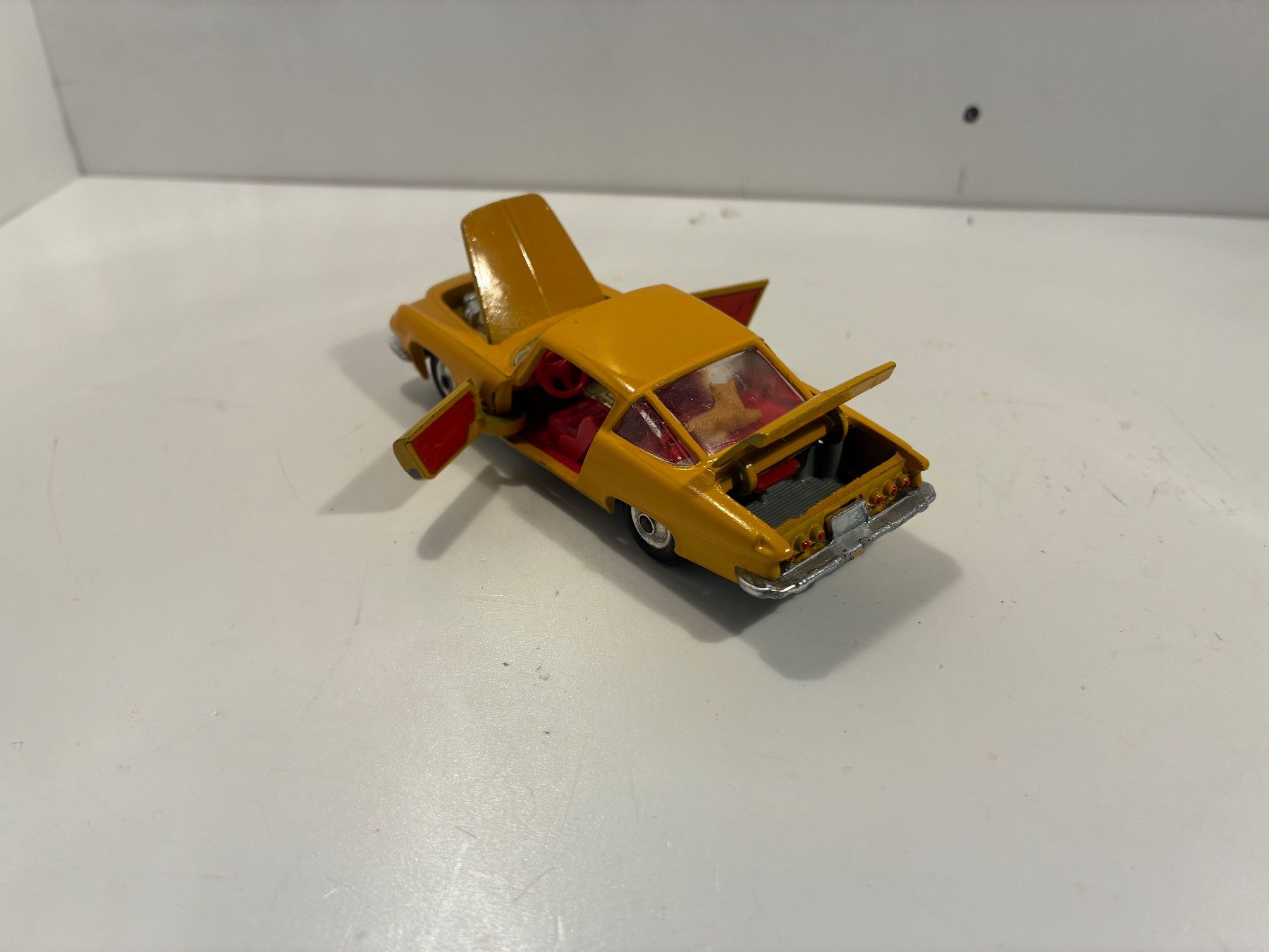Corgi Toys Voitures modèles: Corgi Chrysler – D'occasion à Gümmenen par Supererland 6