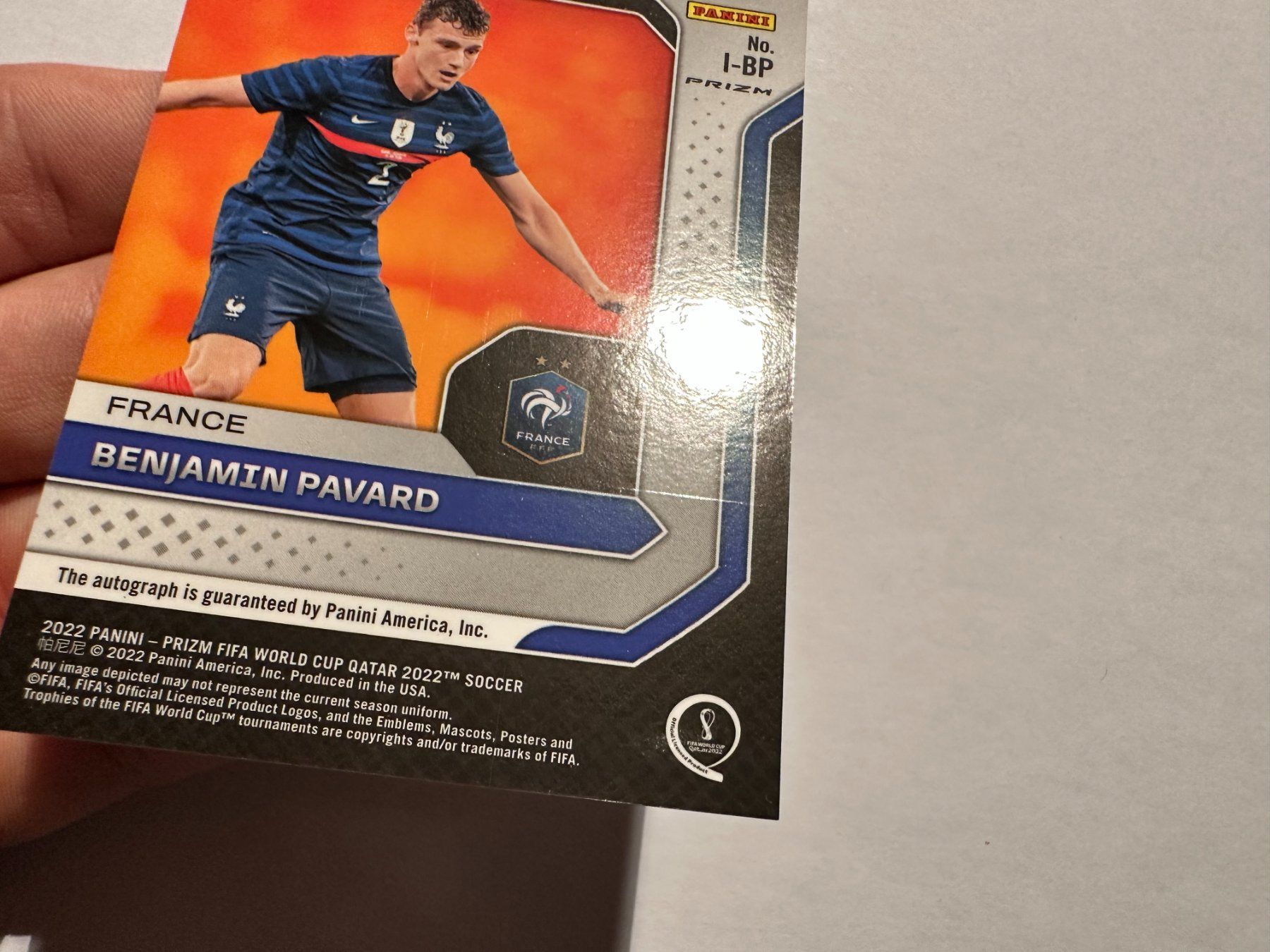 Panini Carte collezionabili: 2022 Panini Prizm World Cup Benjamin Pavard Auto – Usato da Hagendorn venduto da Pokecollectorch 3