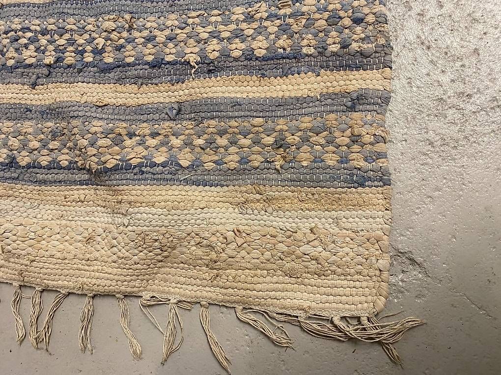 Tappeti: handgewobener Teppich – Usato da Zürich venduto da d-i-a-n-a 1