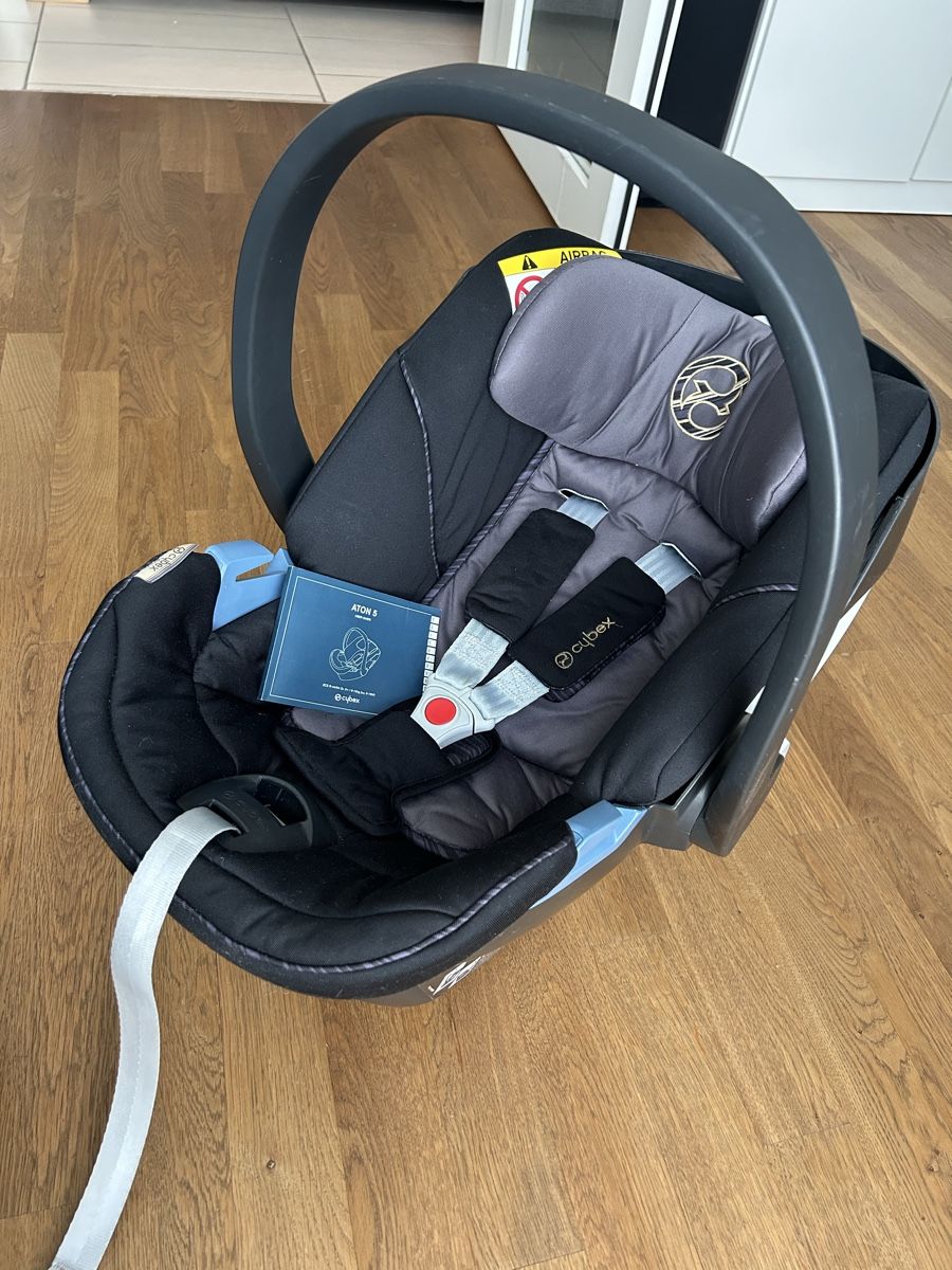 Cybex Seggiolini per auto: Cybex Aton 5 Granite Black Babyschale Autoschale – Usato da Zürich venduto da nam_cd9v 2
