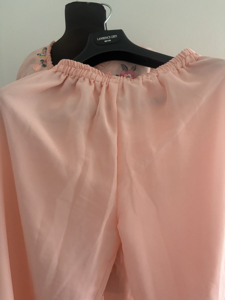 Lots de vêtements: Peach Farbn Suit-Set mit Blumen- 42 – Neuf (Voir description) à Bösingen par ash_jnn8 5