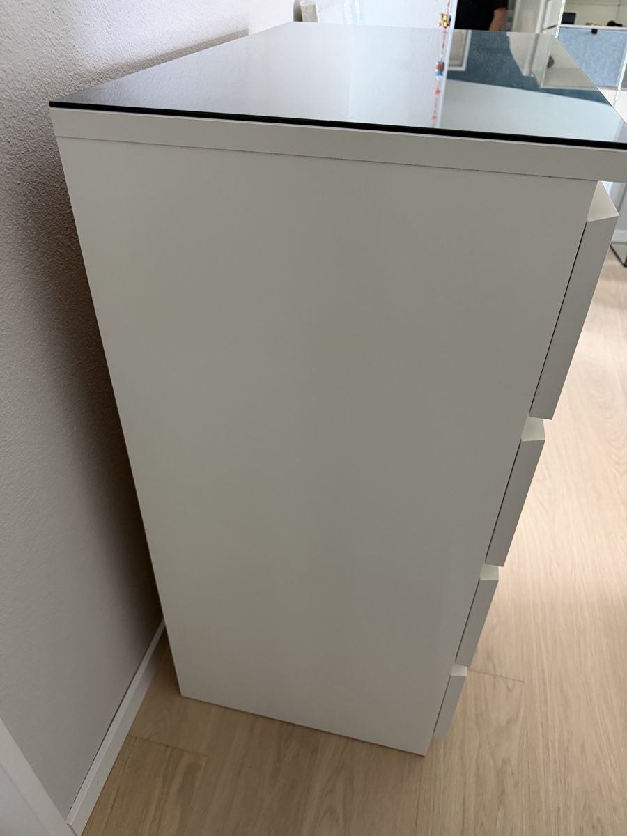 Ikea Cassettiere: Ikea Kommode Malm weiss mit Glasplatte 4 Schubladen – Usato da Zumikon venduto da ems_6kdb 3