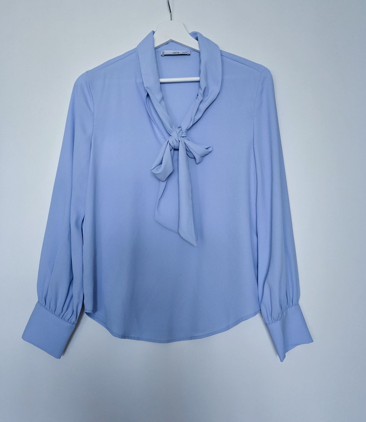 Mango Blusen: Bluse von Mango hellblau Grösse XS tadelloser Zustand – Gebraucht aus Lenzburg von Lavendercupcake 1