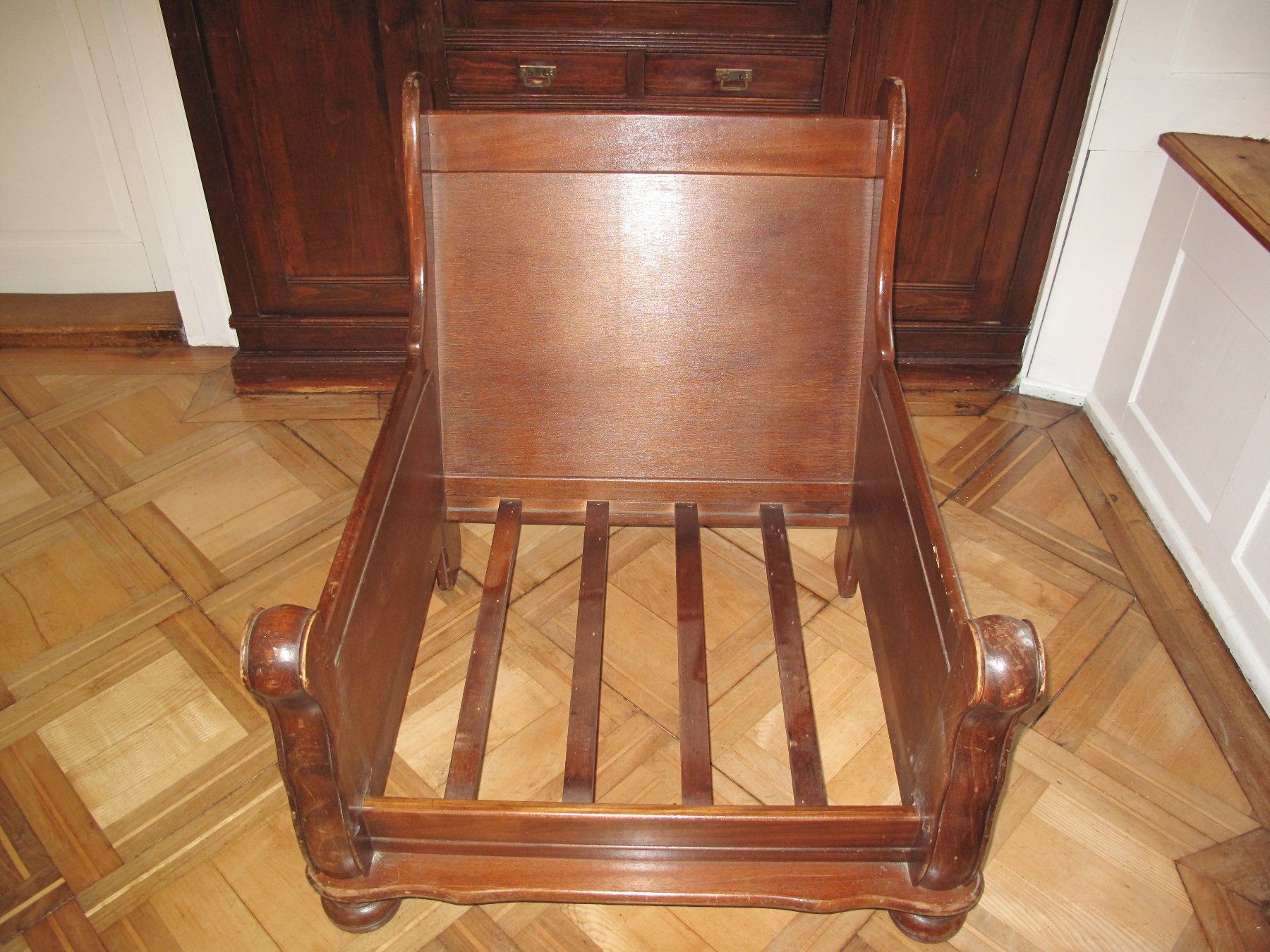 Sessel: True Vintage Sessel, echtes Leder und Holz – Defekt aus glarus von Engel_888 1