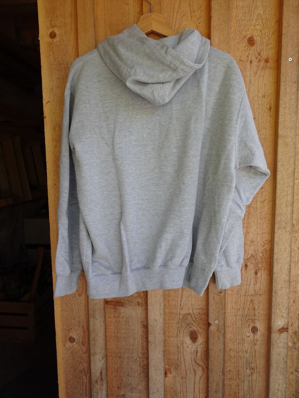 Maglioni & Felpe: Kapuzen Pullover von Ocean Beach grau Gr. M - 424158 – Usato da Küssnacht am Rigi venduto da Good4Deckeli 1