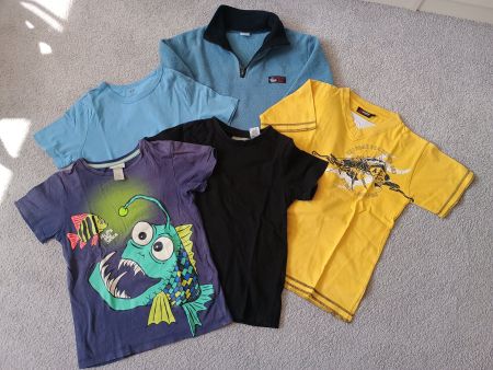 T-Shirts Kleiderpaket Grösse 122