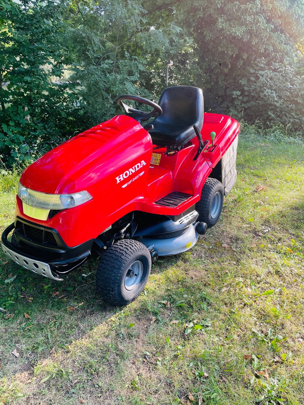 Honda Traktoren: Rasentraktor  Honda 2417 Hydrostatik – Gebraucht aus Dietikon von L.L_GmbH 6