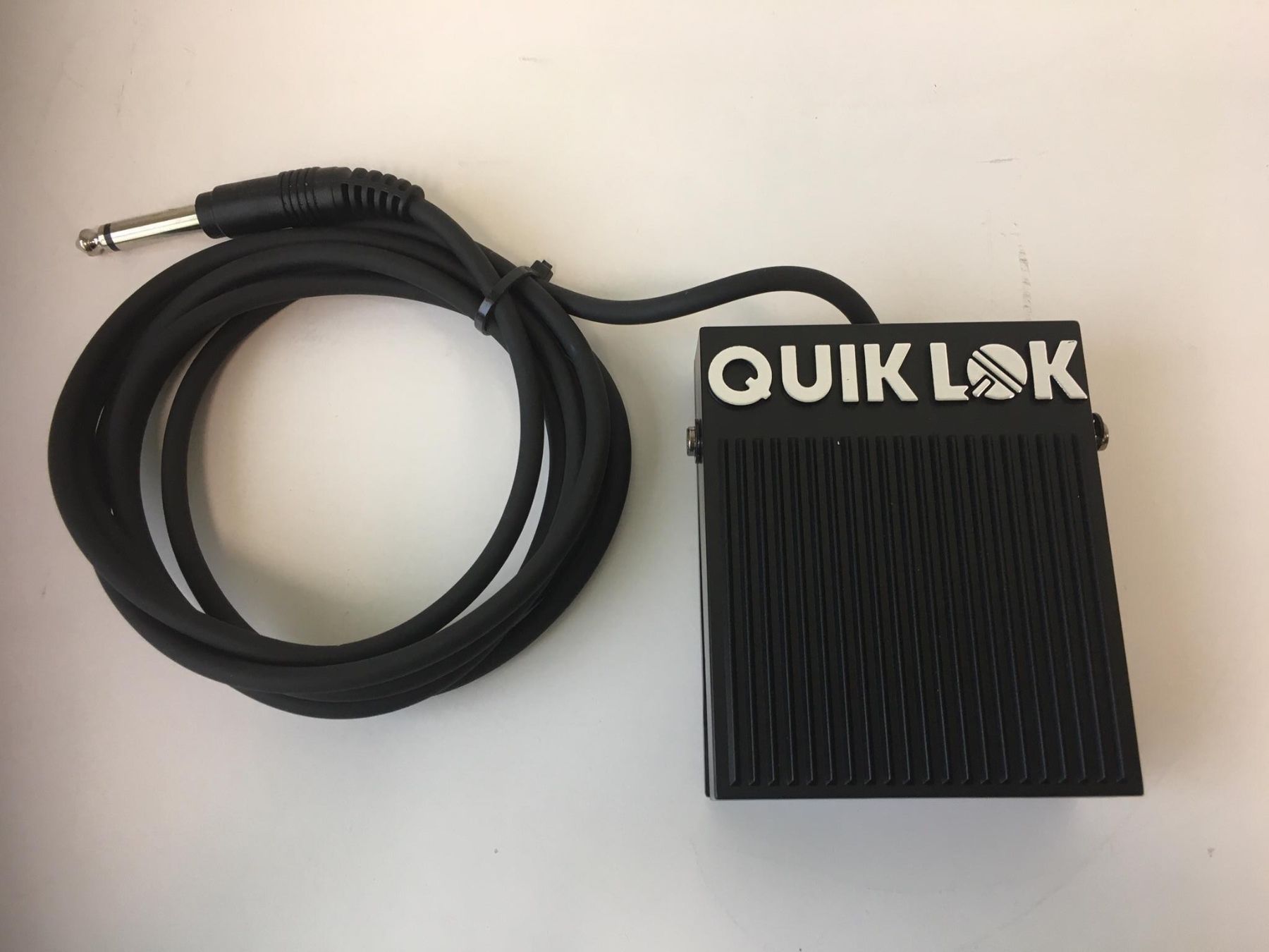 Interruttori: QUIKLOK Schalter PS20 on/off Switch – Nuovo e nell'imballaggio originale da Aesch LU venduto da Musicaudio