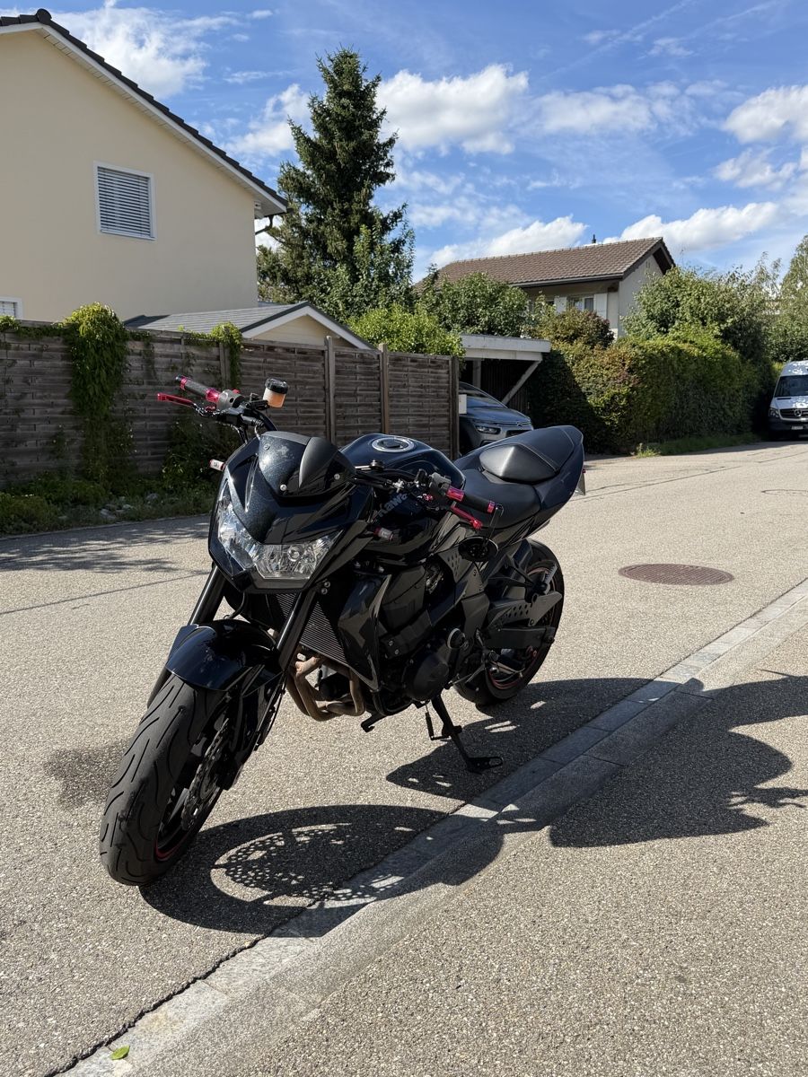 Kawasaki Strasse: Kawasaki Z750 ABS – Gebraucht aus Derendingen von calv 6