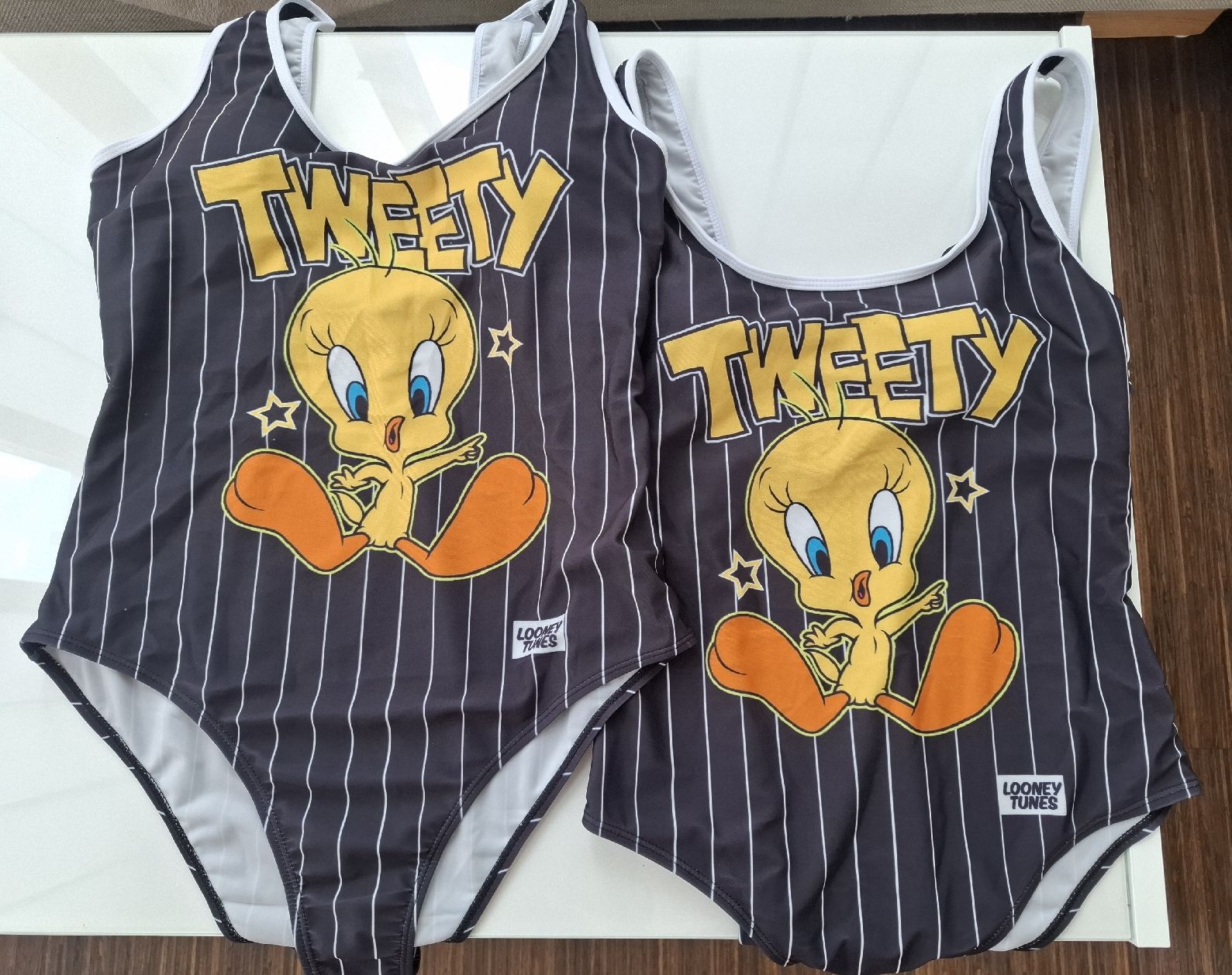 Disney Maillots de bain & Bikinis: 2x Badekleid Tweety Gr. M & L  NEU – Neuf (Voir description) à Winterthur par -.S.B.-
