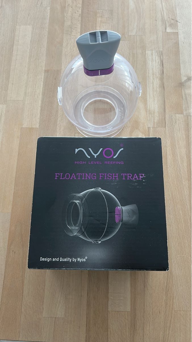 Mangimi: Nyos Floating Fish Trap Aquaristik  – Usato da Gümligen venduto da Walther18