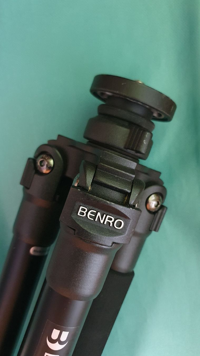 Benro Treppiedi & Teste: Benro Adventure Aluminium Stativ TAD27A – Nuovo (secondo la descrizione) da Feuerthalen venduto da jalindi 4