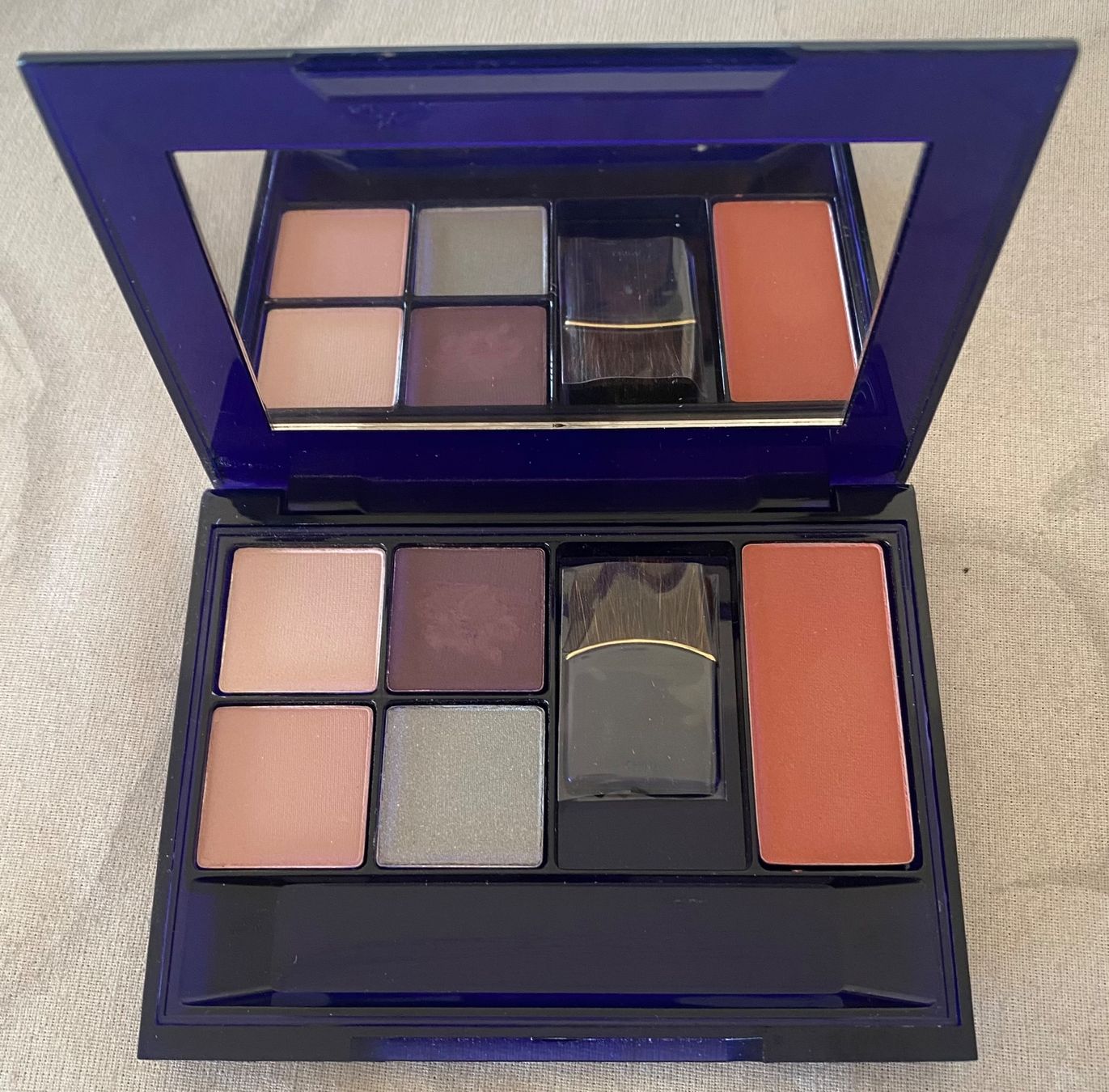 Estée Lauder Make-up: Lidschatten/Blush-Palette Estee Lauder – Nuovo (secondo la descrizione) da Zürich venduto da Maria2021