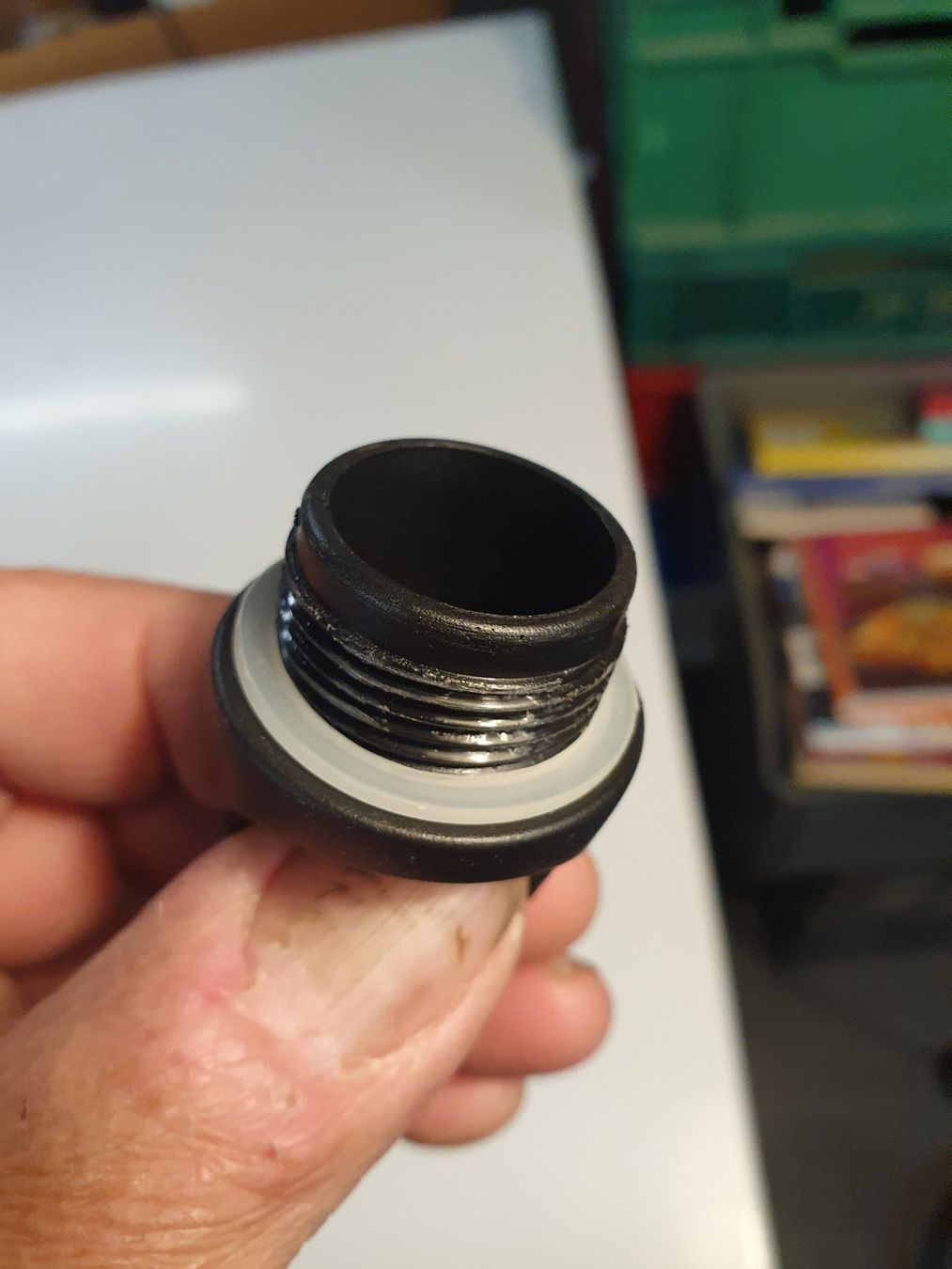 Borracce & Thermos: Trinkflasche rot 1L – Usato da Zürich venduto da loosebone 5