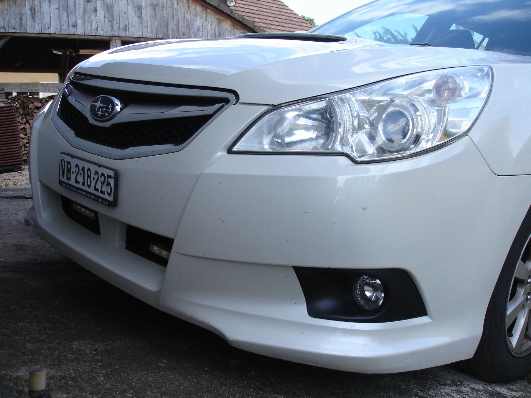 Subaru Autos: Subaru Legacy V    2.0 D – Défectueux à La Coudre par Daverney 4