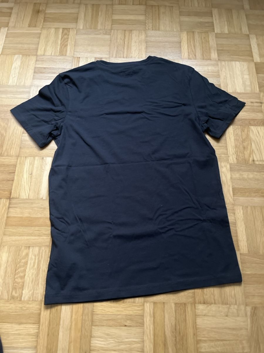 Guess T-shirt: Guess Herren T-Shirt – Nuovo (secondo la descrizione) da Wangen b. Olten venduto da break72 6