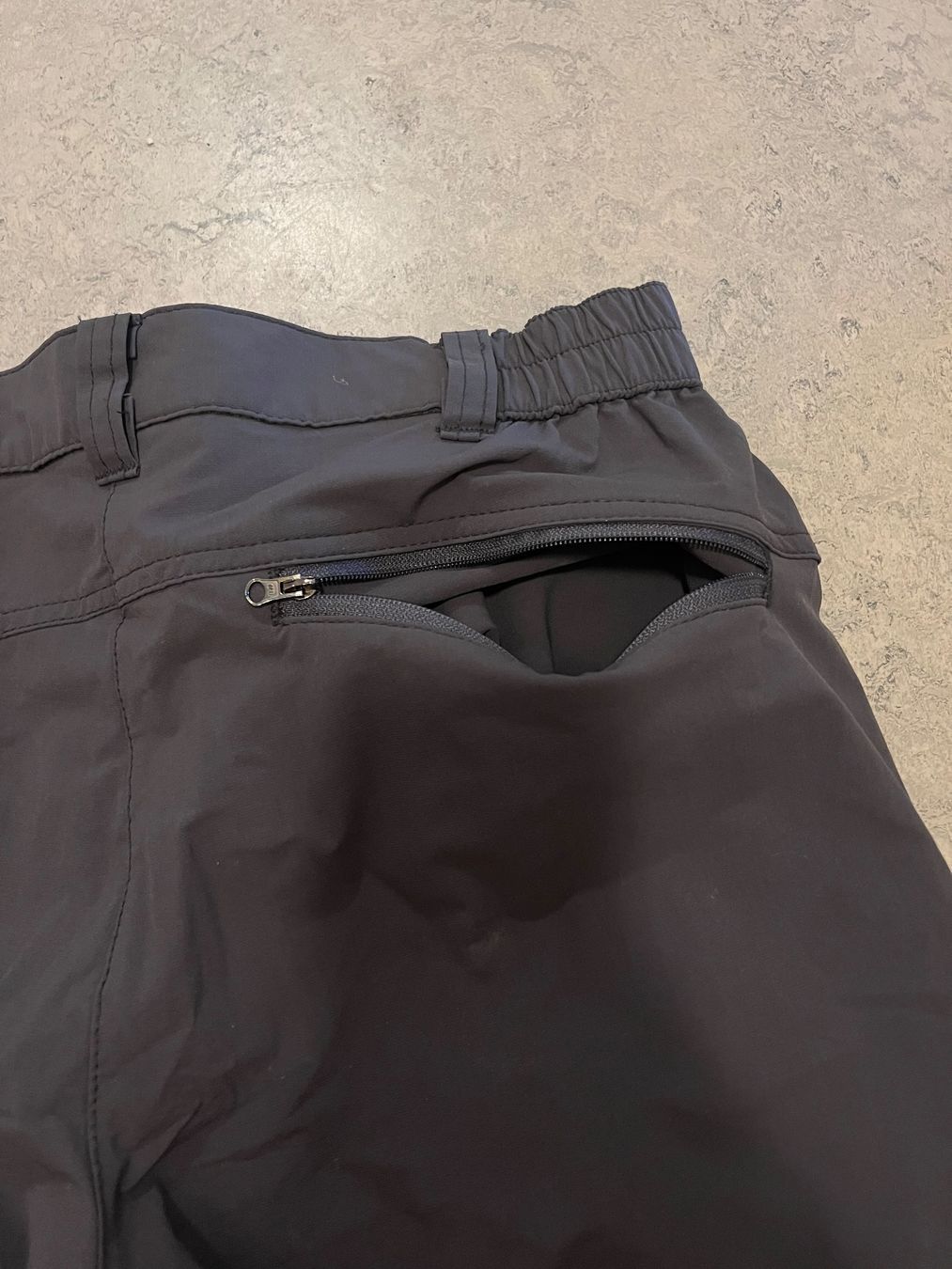 Trevolution Pantalons: Trevolution Shorts, Grösse 38 – D'occasion à Thalheim par karmabis_ 4