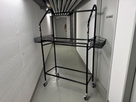 Chariot a pneus 2 etages
