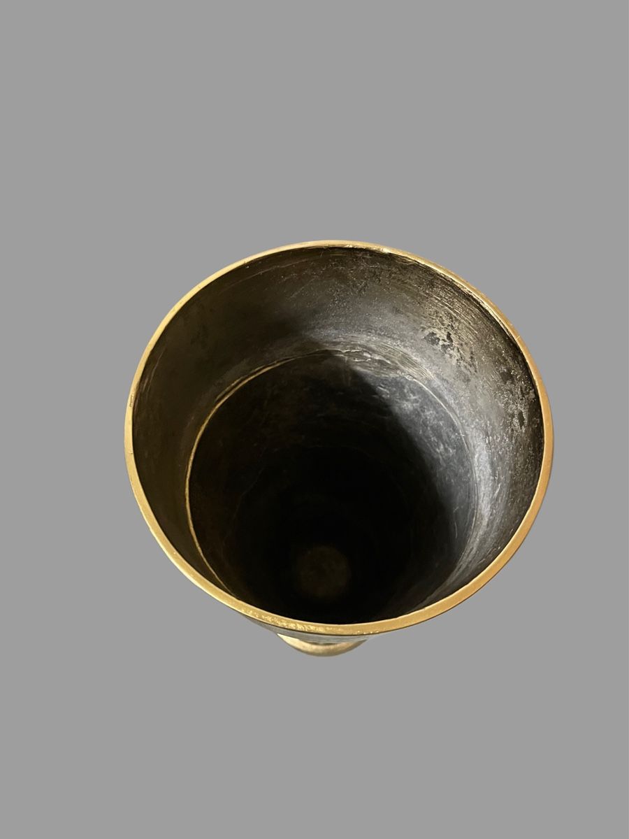 Vasen & Gefässe: Elegante goldene Messin Vase, Neu – Neu und originalverpackt aus Emmen von codici 1