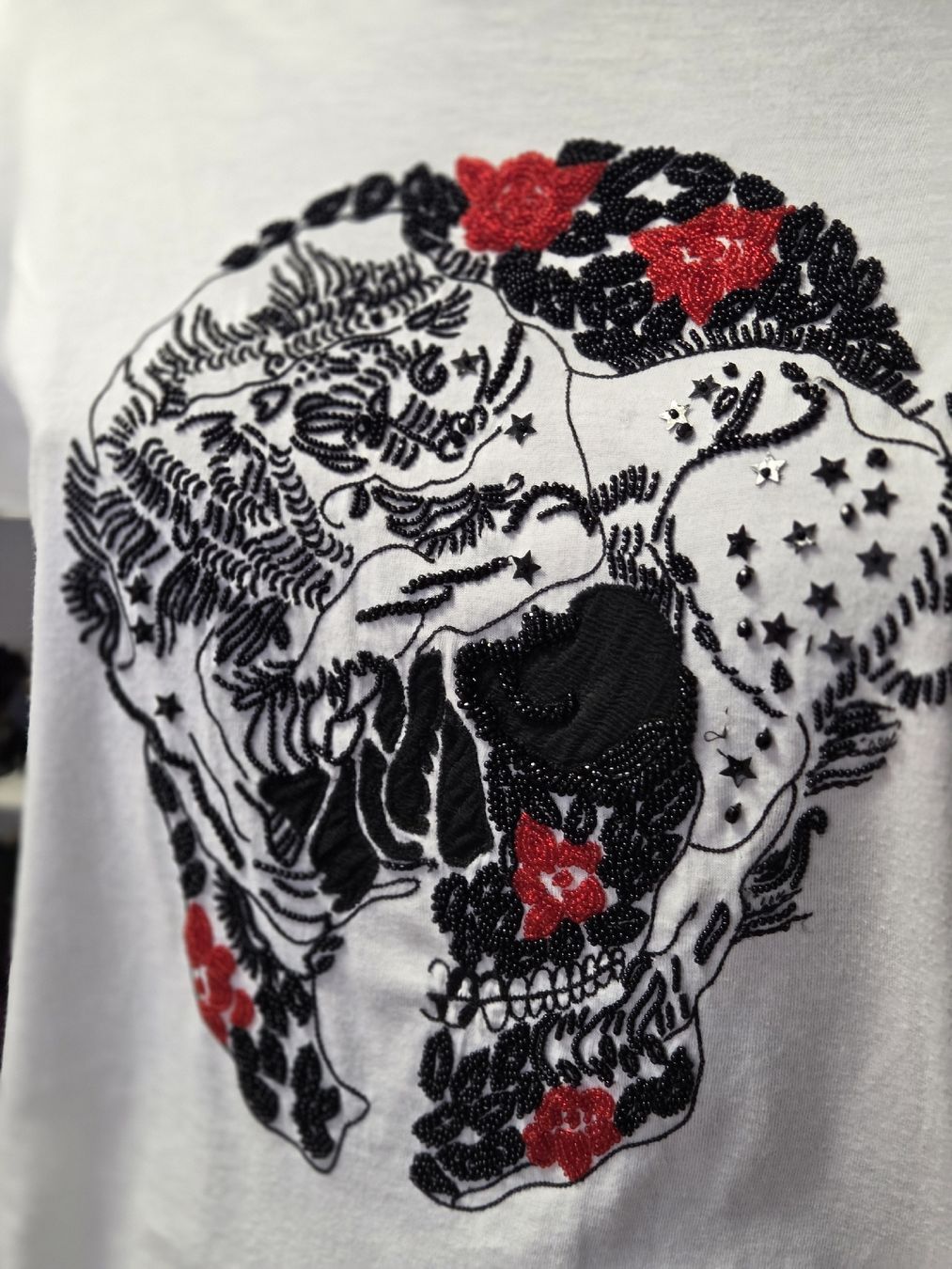Alexander Mcqueen T-shirts: Alexander McQueen T-Shirt – D'occasion à Zürich par finesse.shop 1