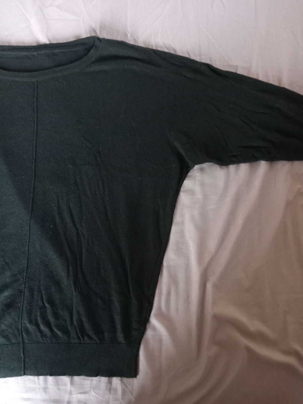 Pullover & Sweatshirts: Pull noir à manches longues – Gebraucht aus Faoug von per_kp6r 2