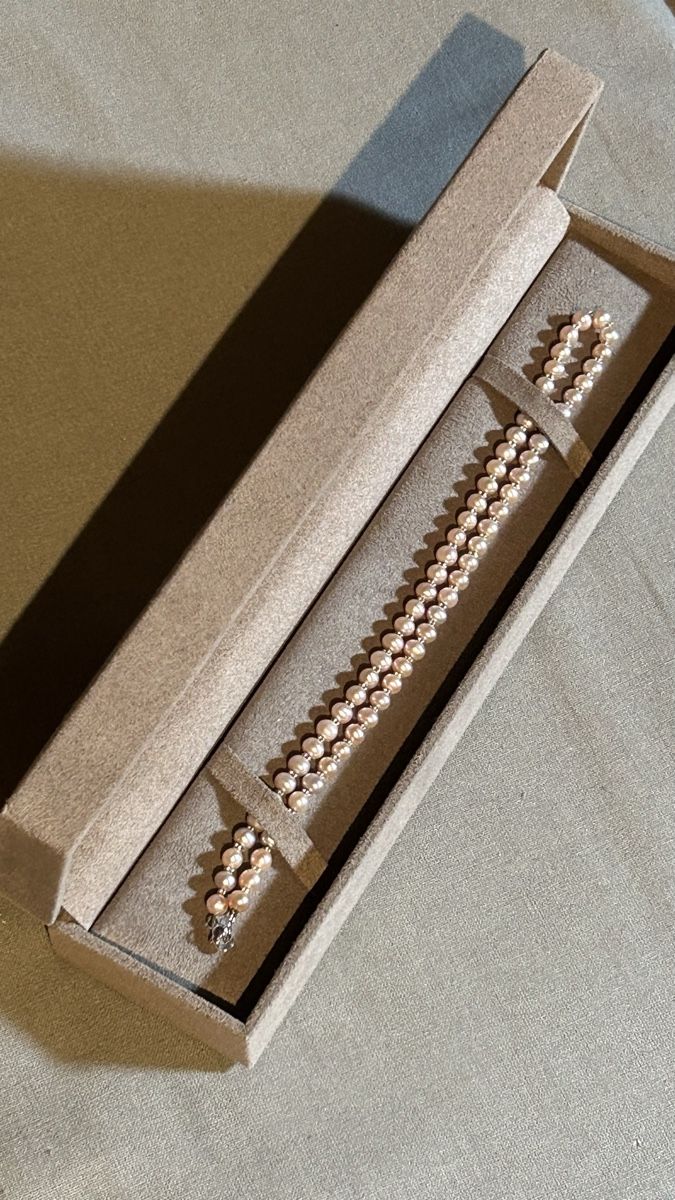 Bucherer Catenine: Echtes Perlenhalsband, grau-rosé Zuchtperle – Nuovo (secondo la descrizione) da Lupsingen venduto da fabi11e 4