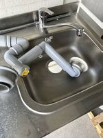Mini cuisine et évier en acier