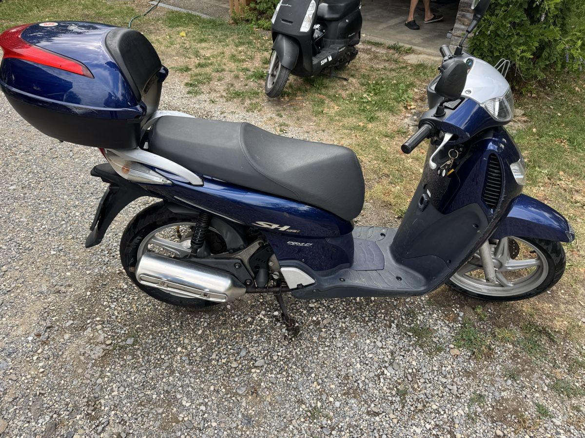 Honda Strada: Honda SH 125 zum basteln – Difettoso da Uetendorf venduto da obi_9ncj 4