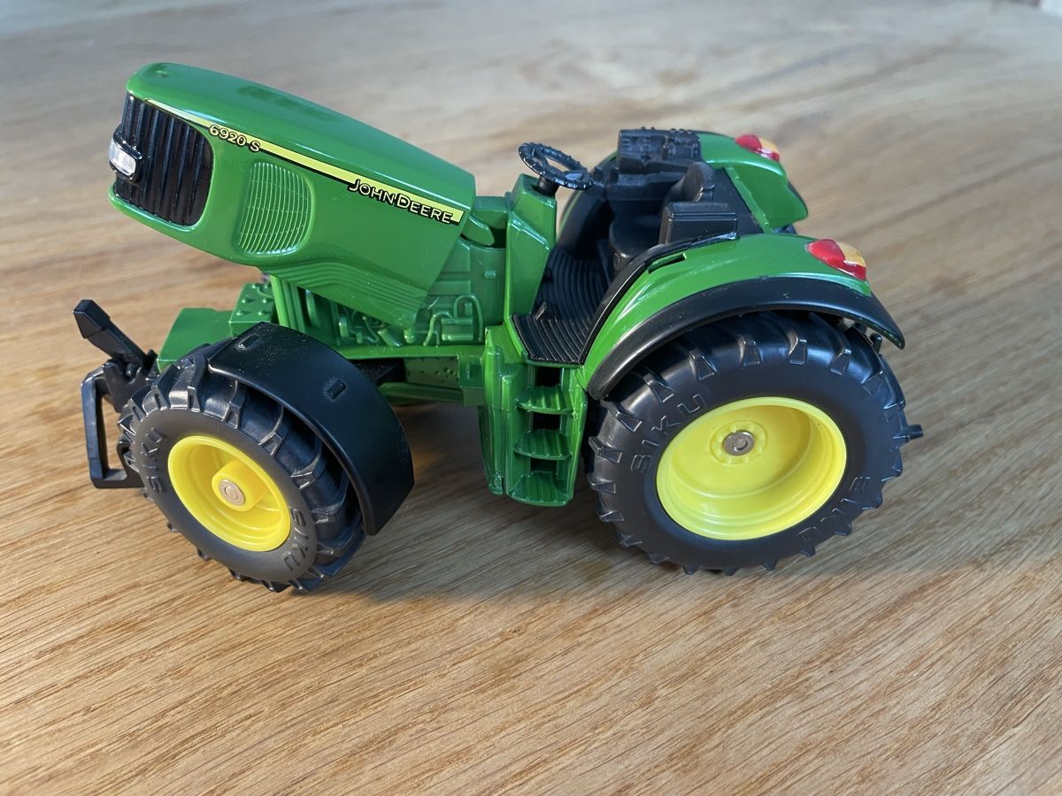 Siku Kit di modellismo & Modellini statici: Siku Traktor - John Deere 6920 S – Usato da Mollis venduto da Maxi2607 3