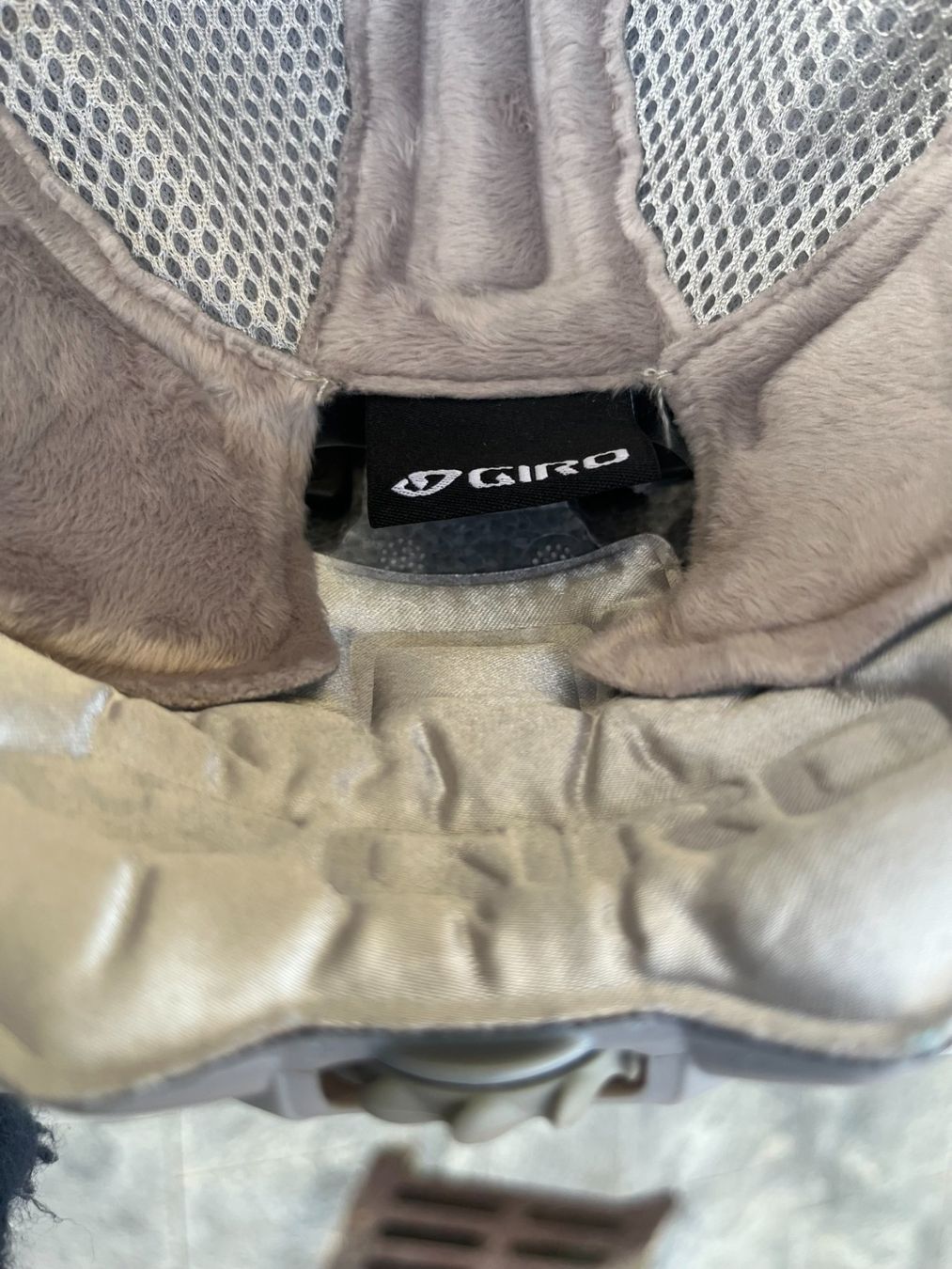 Giro Caschi: Casco da sci/snowboard GIRO Fade MIPS – Usato da Rivera venduto da lor_p69f 5