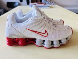 Nike Shox – Moderner Style & Maximaler Komfort