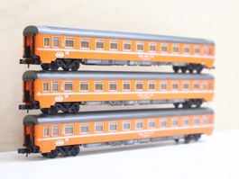 ARNOLD 3 x SBB Personenwagen Orange - N