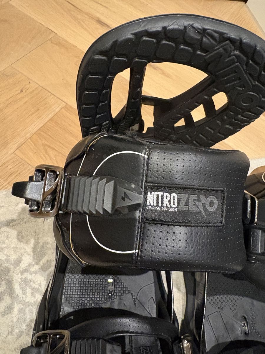 Macchine rilegatrici: Nitro Zero Snowboard Bindungen schwarz gebraucht – Usato da Luzern venduto da jacky_brown123 2