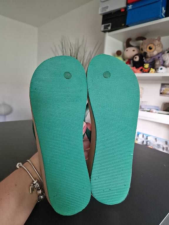 Scarpe da donna: Donna Karan Flip-Flops Gr.40 – Usato da Bern venduto da Huha1 2