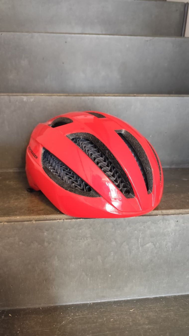 Bontrager Caschi: Velohelm Bontrager – Usato da Olten venduto da luc_c5z9