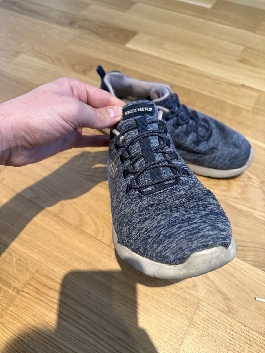 Damenschuhe: Skechers Trainingsschuhe – Gebraucht aus Biel/Bienne von Husseinsheikho 3