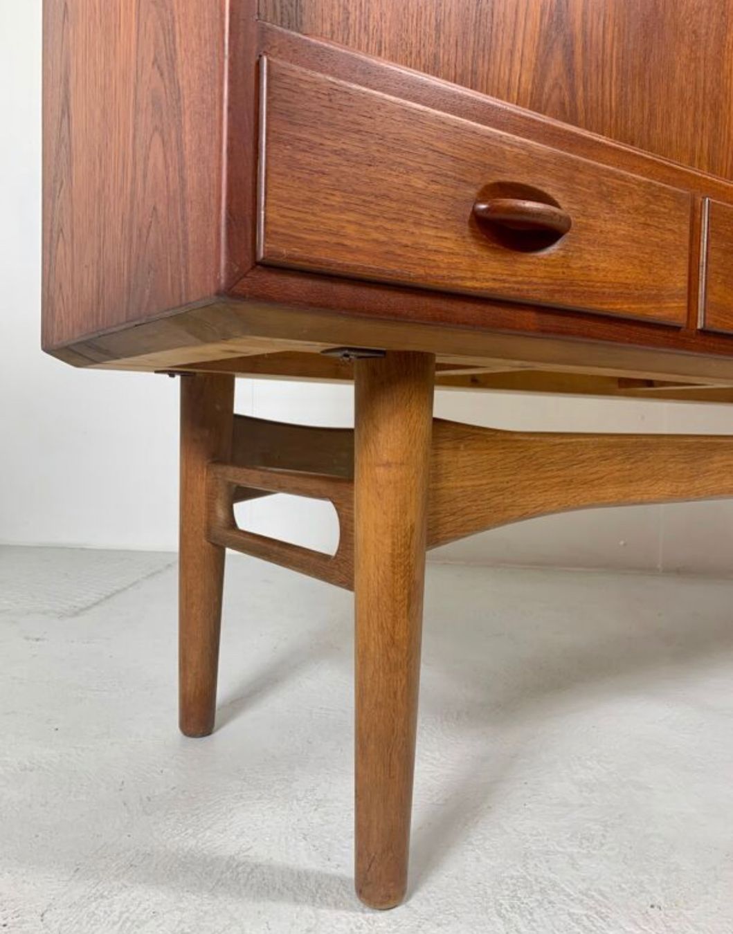 Cassettiere: Teak Sideboard Ejvind A Johansson Danish 60s – Usato da Basel venduto da MidMod20C 7