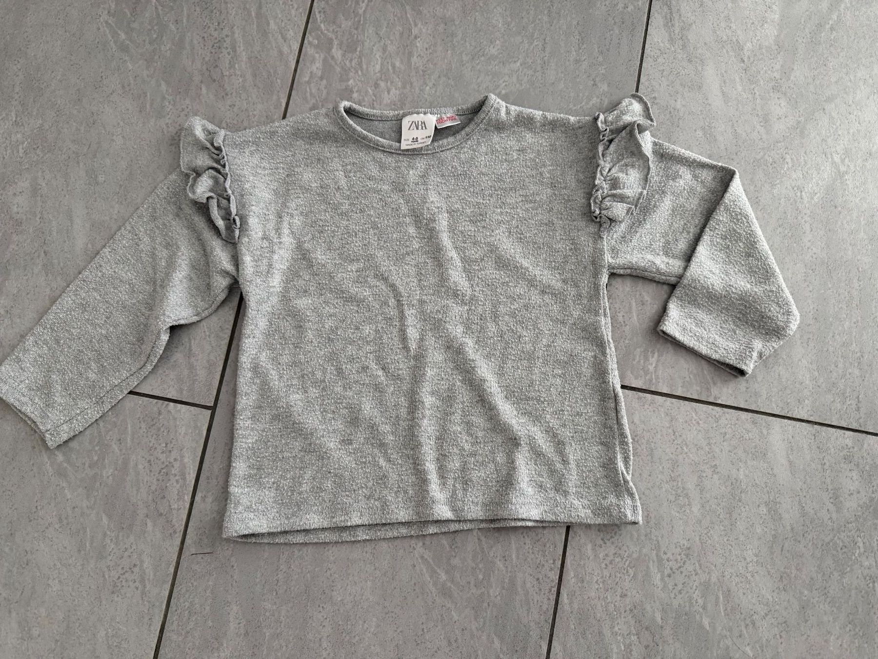 Zara Pullover & Sweatshirts: Pullover - Grösse 110 - ZARA – Gebraucht aus Bülach von Loredana13