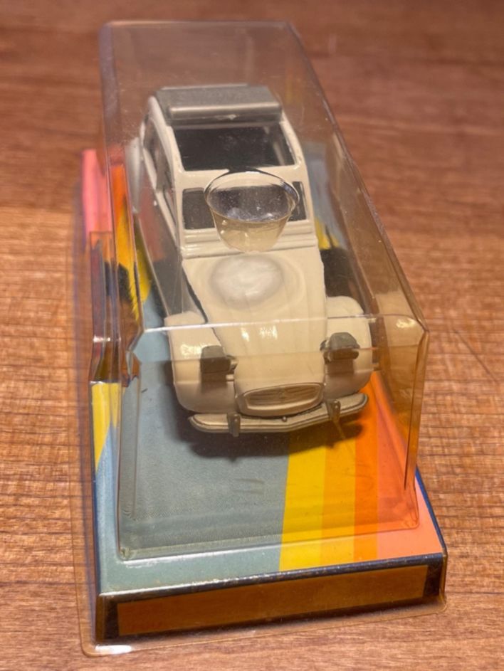 Citroën Modellini d'auto: Citroen 2CV6 Norev Modellauto – Usato da Luzern venduto da mintcar 3