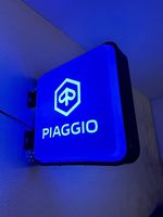 Piaggio Leuchtreklame