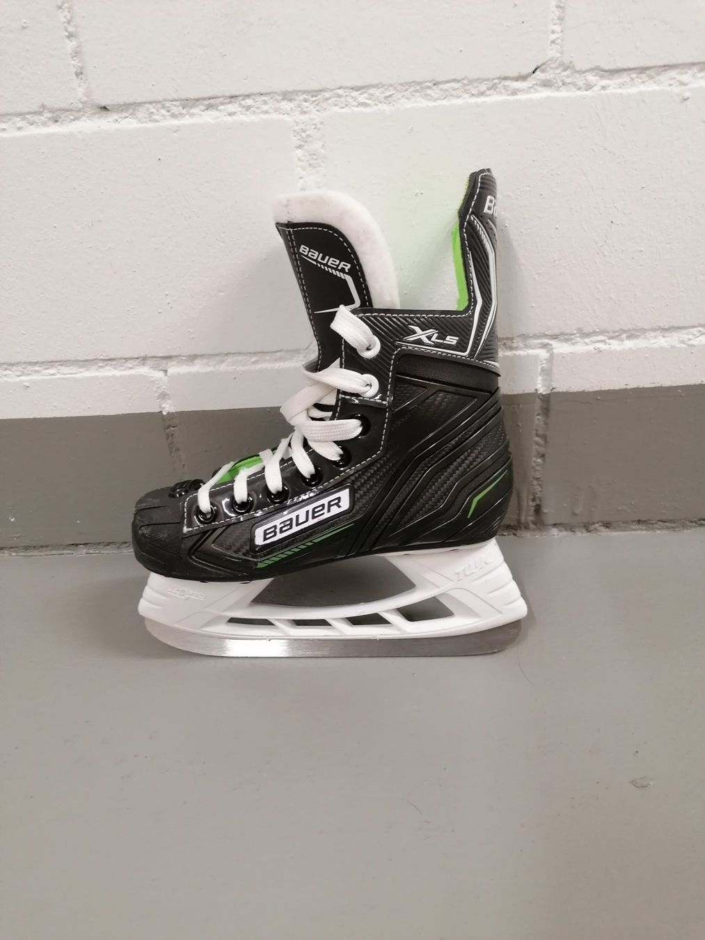 Bauer Schlittschuhe: Eishockey Schlittschuhe Junior – Gebraucht aus Flums von Meysi68 1