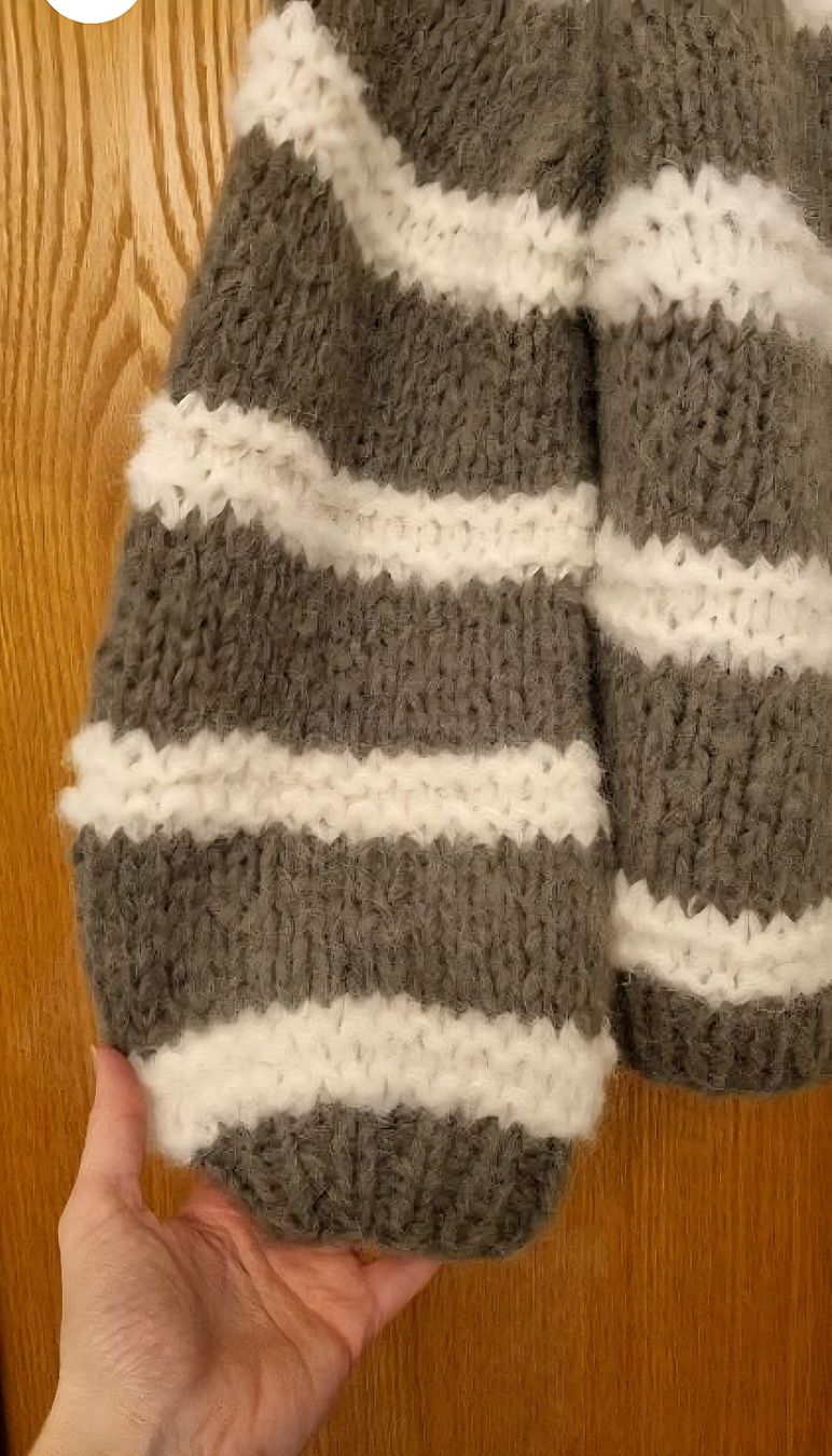 Maglioni & Felpe: Michele & Hoven! Wunderschöner handgestrickter Pulli, NP 399 – Nuovo e nell'imballaggio originale da Oftringen venduto da MalousAllerlei 2