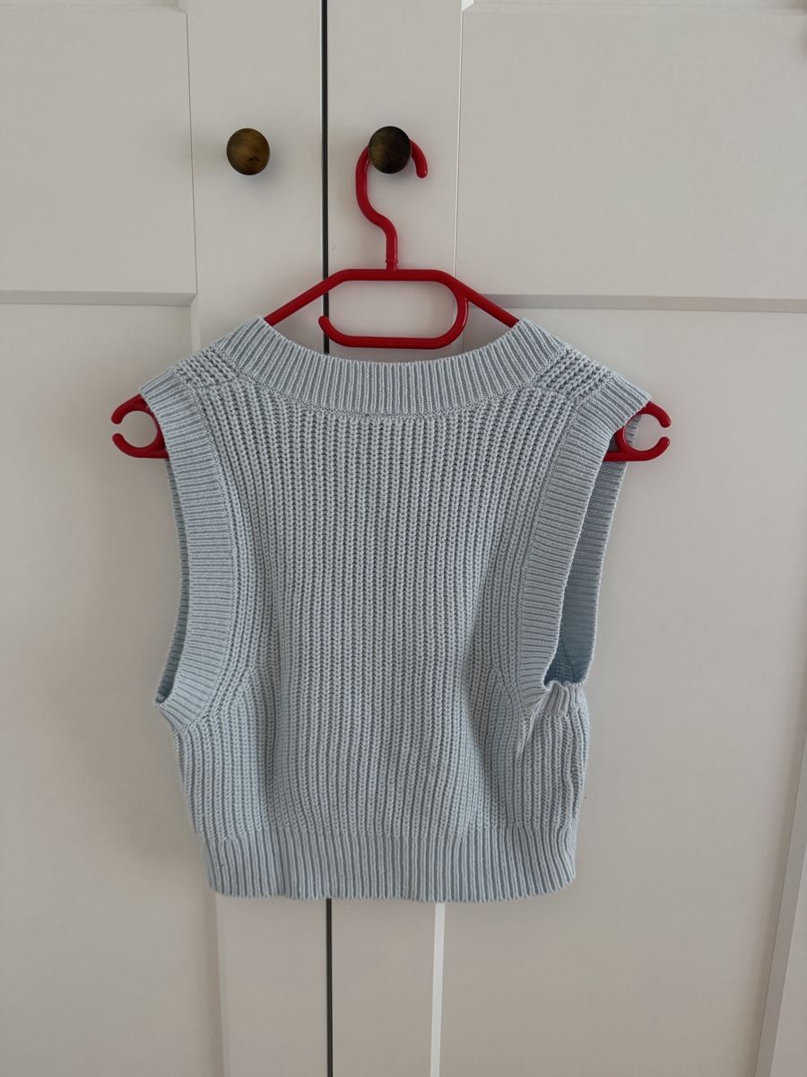 H&M Gilets: Ärmelloses Cardigan Hellblau – Neuf (Voir description) à Wil SG par fam_r6xv 1
