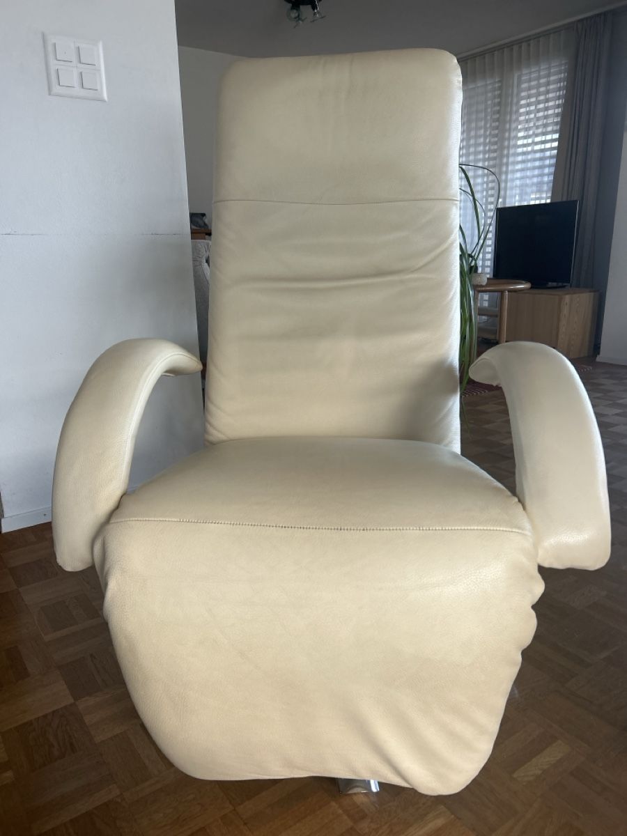 Strässle Poltrone: Strässle-Relaxsessel – Usato da Sachseln venduto da Mbueffel
