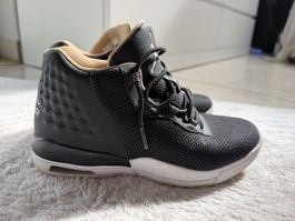 Jordan Turnschuhe Schwarz Grösse 38 Gebrauchs